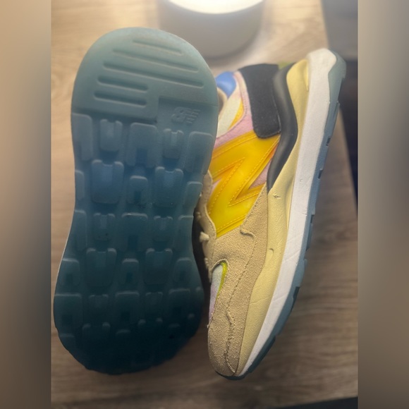 New Balance: The Intelligent Choice 57/40 - Picture 5 of 7